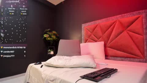 MIA  online show from 03/04/25, 10:16