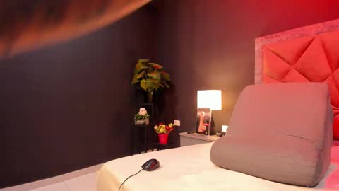 MIA  online show from 11/29/25, 07:06