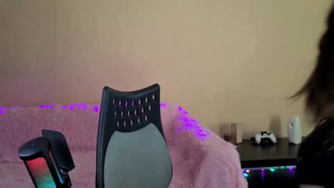 your temptress Mia online show from 11/13/25, 09:08