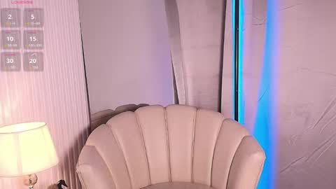 Mia  Schedule 7am to 2pm Col online show from 04/14/26, 11:05