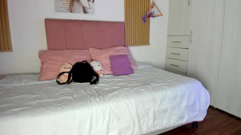 Mia Nevaeh - follow me online show from 03/24/26, 08:14