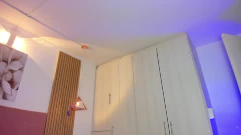 Mia Nevaeh - follow me online show from 04/17/26, 08:12