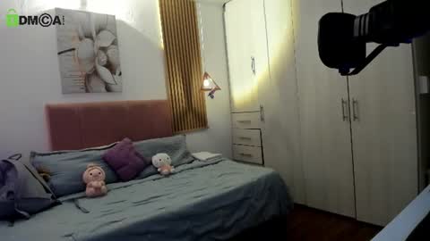 Snapshot of mia_nevaeh chatting on 06/16/26, 08:00 Mia Nevaeh - follow me online show from 06/16/26, 08:00
