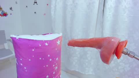 Snapshot of mia_novoa_2 chatting on 12/06/24, 09:35 mia novoa online show from 12/06/24, 09:35