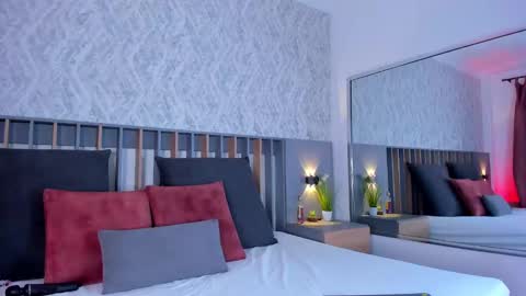 MIa online show from 02/12/25, 04:22