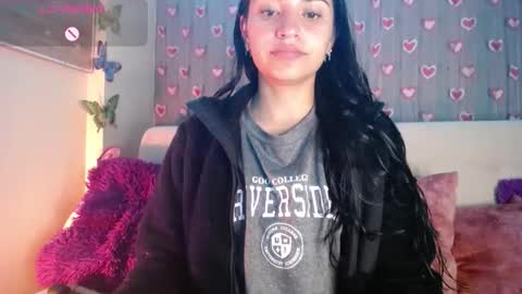 Snapshot of mia_petitebaby chatting on 03/24/26, 02:16 Ma online show from 03/24/26, 02:16