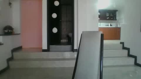 Mia  online show from 12/15/24, 10:15