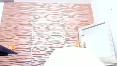 Mariana online show from 01/22/25, 12:48