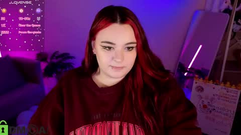 Mia online show from 05/15/26, 01:56