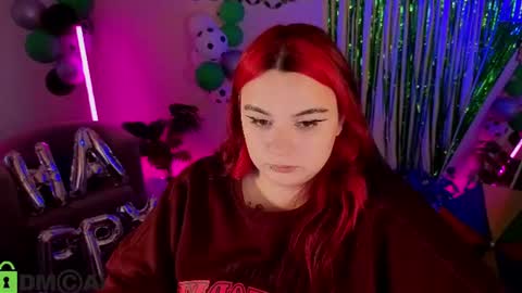 Snapshot of mia_r0ss chatting on 06/25/26, 05:12 Mia online show from 06/25/26, 05:12
