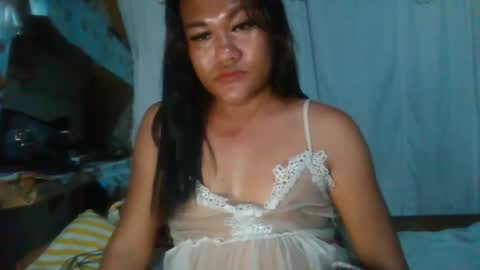 mia_revita online show from 04/22/26, 08:32