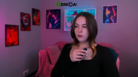 mia online show from 04/22/26, 09:33