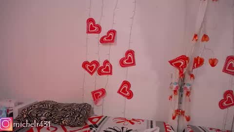 mia reys online show from 02/15/25, 11:39