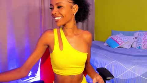 Snapshot of mia_rissi chatting on 11/22/25, 02:38 Mia online show from 11/22/25, 02:38