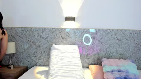 Snapshot of mia_rom chatting on 12/09/24, 11:58 Mia online show from 12/09/24, 11:58