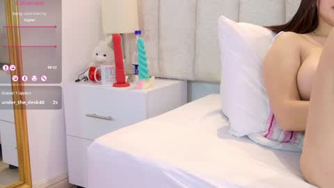 Mia online show from 04/23/26, 12:29