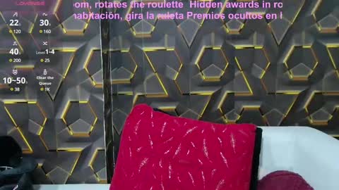 Mia online show from 03/11/25, 08:09