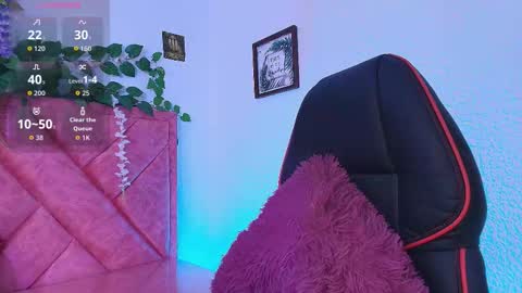 Mia Roosse  online show from 11/24/25, 07:02