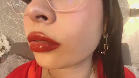 Snapshot of mia_roux13 chatting on 02/10/25, 12:52 Mia Roux online show from 02/10/25, 12:52