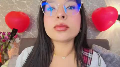 Snapshot of mia_roux13 chatting on 02/17/25, 07:42 Mia Roux online show from 02/17/25, 07:42