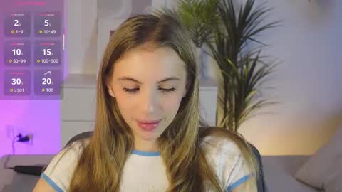 Mia online show from 11/12/25, 06:14