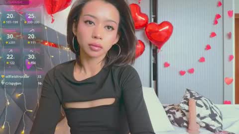 Mia online show from 02/14/25, 06:34