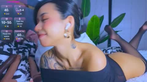 Mia online show from 01/15/26, 05:27