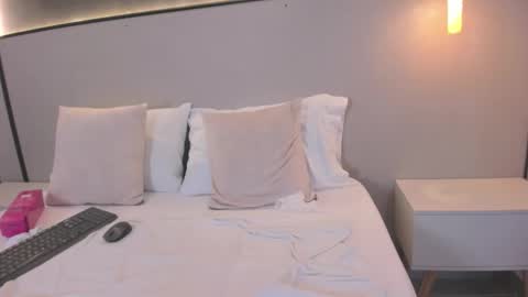 M I A online show from 03/11/26, 12:22