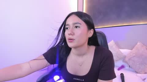 Snapshot of mia_slora chatting on 06/22/26, 03:20 M I A online show from 06/22/26, 03:20