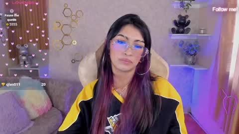 Mia online show from 05/23/26, 01:59