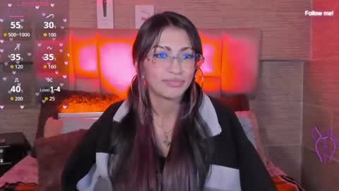 Snapshot of mia_smoke_ chatting on 07/05/26, 04:19 Mia online show from 07/05/26, 04:19