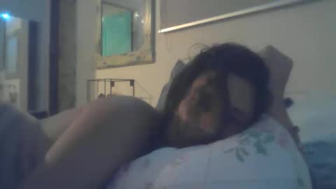 Mia online show from 05/14/26, 06:53