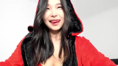  Your Soyun  online show from 11/06/25, 05:03