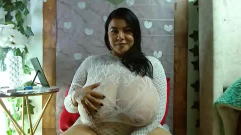 Mia squirt big INDEPENDENT MODEL...ONLYFANS  online show from 04/24/26, 06:27