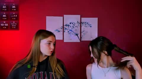 mia_starrr_ online show from 11/21/25, 09:41