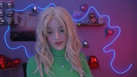 mia_starrr_ online show from 02/19/26, 08:16