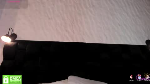 mia_torner_11 online show from 04/12/26, 12:10