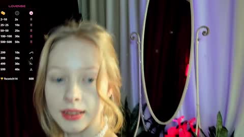 Mia online show from 01/11/25, 12:01