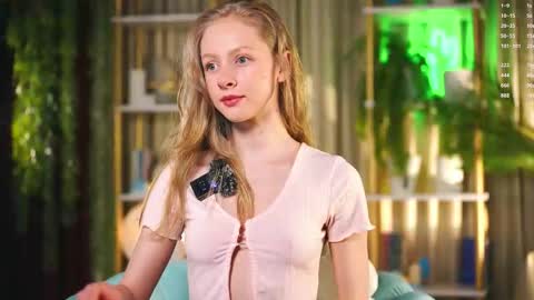 Mia online show from 02/25/26, 04:27