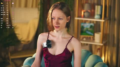 Snapshot of mia_vebes chatting on 05/08/26, 09:14 Mia online show from 05/08/26, 09:14