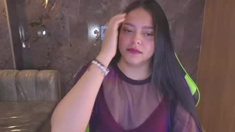 mia_velvet_cn online show from 06/18/26, 01:48