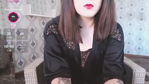 mia_wallase online show from 03/04/25, 03:15