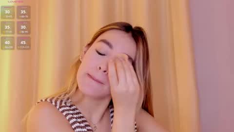 Mia White  online show from 02/16/26, 01:07