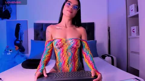    online show from 01/08/25, 10:16