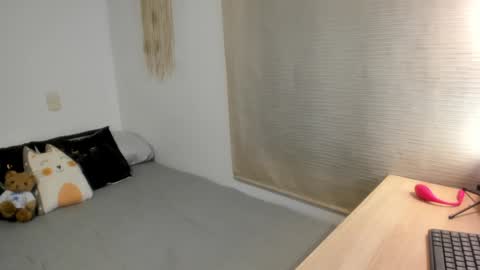 Snapshot of mia_xgray chatting on 01/31/25, 08:54 Mia online show from 01/31/25, 08:54