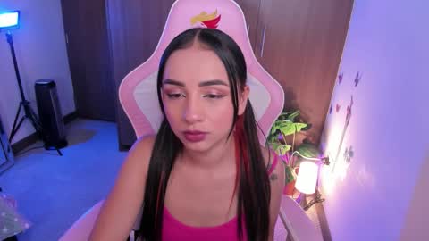 mia  nicolle online show from 01/13/26, 01:44