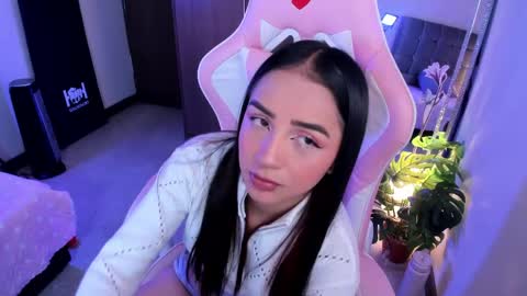 Snapshot of miaa_06 chatting on 04/26/26, 03:04 mia nicolle online show from 04/26/26, 03:04