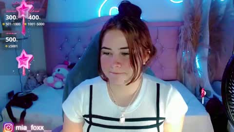 Mia online show from 10/23/25, 09:13