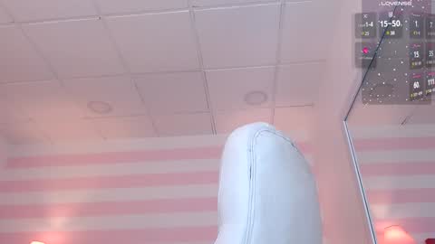 Mia online show from 01/21/25, 03:10