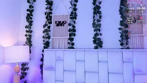 Mia online show from 02/24/26, 11:30